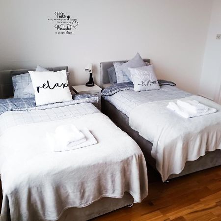 Home Away From Home Londres Extérieur photo