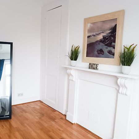 Home Away From Home Londres Extérieur photo