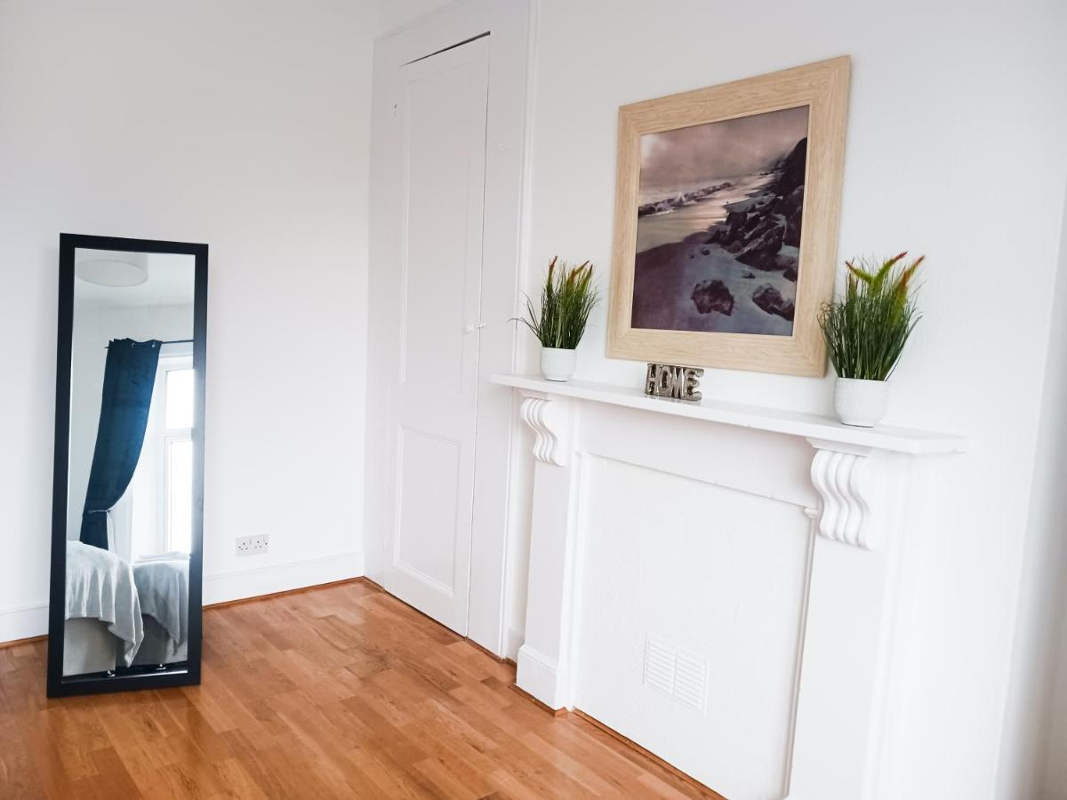 Home Away From Home Londres Extérieur photo
