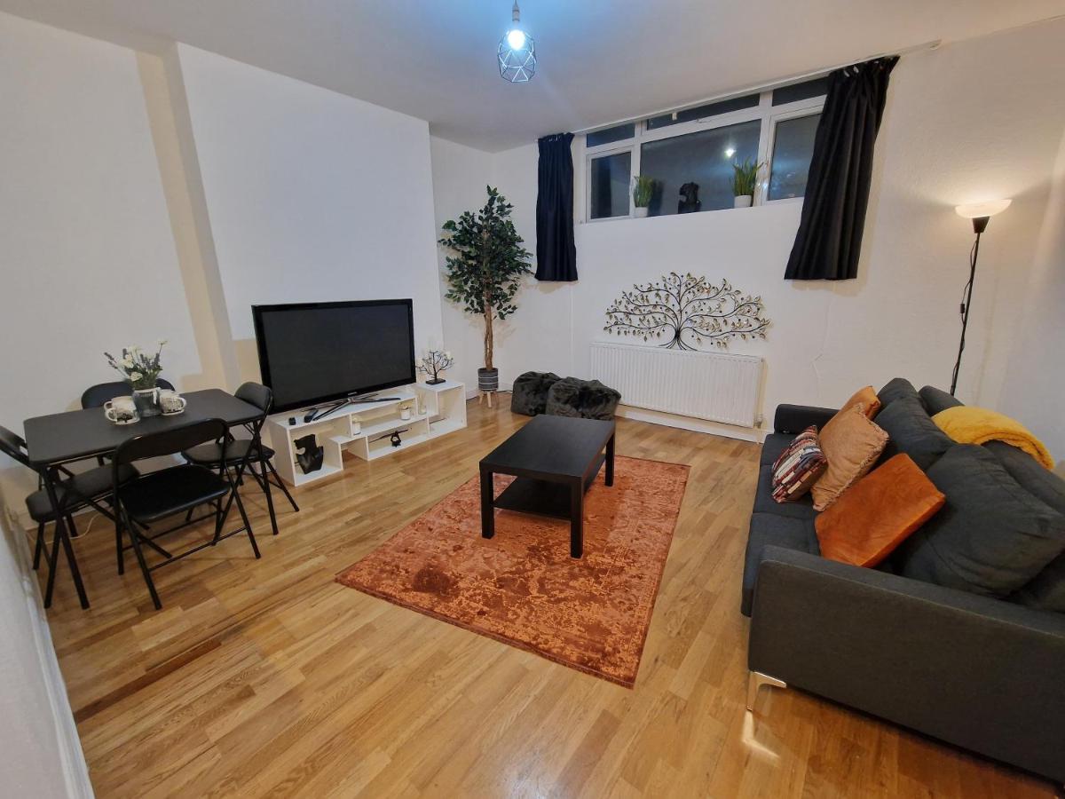 Home Away From Home Londres Extérieur photo